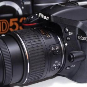 美品☆Nikon D5300☆初めての一眼レフに最適♪