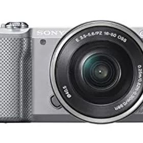 【中古】 SONY ミラーレス一眼 α5000 パワーズームレンズキット シルバー ILCE-5000L-S