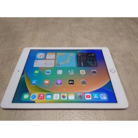 アイパッド(iPad)のiPad第5世代 シルバー 32g(タブレット)