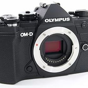 【中古】OLYMPUS ミラーレス一眼カメラ OM-D E-M1 MarkIII ボディー ブラック