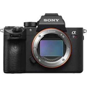 【中古】（新古品） SONY(ソニー) フルサイズミラーレス一眼 α7RM3 ボディ ILCE-7RM3