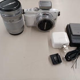 ミラーレス一眼 E-PL6 ダブルレンズキット+ストロボ OLYMPUS