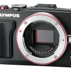 【中古】【非常に良い】OLYMPUS ミラーレス一眼 PEN Lite E-PL6 ボディ ブラック E-PL6 BODY BLK