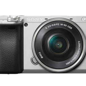 【新品】ソニー SONY α6400 パワーズームレンズキット (シルバー) [ILCE-6400L S] (ボディ + 標準レンズ「E PZ 16-50mm F3.5-5.6 OSS」)
