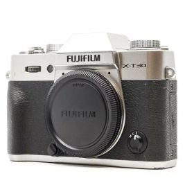 【中古】富士フイルム(FUJIFILM) ミラーレス一眼カメラ X-T30ボディ シルバー X-T30-S