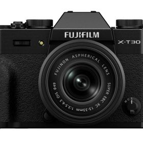 【送料無料・新品未開封】【日本正規純正品】FUJIFILM X-T30 III XC13-33mmレンズキット [ブラック]【お取り寄せ（3営業日程度）での入荷、発送】