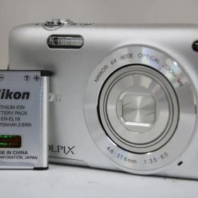 【返品保証】 ニコン Nikon COOLPIX S3300 6x バッテリー付き コンパクトデジタルカメラ T646