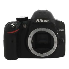 Nikon ニコン /デジタル一眼 ボディ/D3200 ボディ/2057323/Bランク/22【中古】