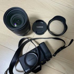 超美品FUJIFILM X-S10 本体 デジタルカメラバッテリー二個付き
