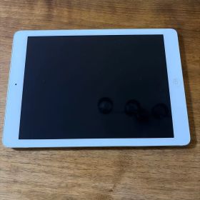 Apple iPad Air 本体 初代
