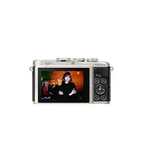【中古】「非常に良い（無料延長保証）」OLYMPUS ミラーレス一眼カメラ PEN E-PL9 レンズキット ブラック