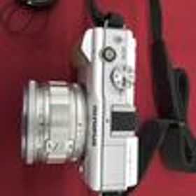 ミラーレス一眼 E-PL9 OLYMPUS