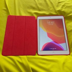 iPad Air Wi-Fiモデル 128GB ME906J/A 純正カバー付き