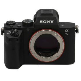SONY ミラーレス一眼 ボディ／α7 II ILCE-7M2 Bランク 64
