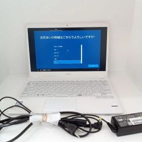 富士通 LIFEBOOK UH55/B3 本体 ノートPC