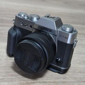 FUJIFILM X-T30 本体 レンズ3本 箱あり
