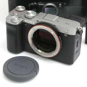 【中古】【並品】ソニー α7C ILCE-7C ボディ [シルバー] CA01-B7252-2S1 ソニー ミラーレス一眼 フルサイズ Eマウント 高画質 手ブレ補正 高速AF 小型軽量 4K動画 シルバー