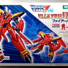 1/100 マクロス7 VF-19改 ファイアーバルキリー プラモデル