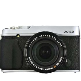 【中古】FUJIFILM ミラーレス一眼 X-E2 ズームレンズキット シルバー F X-E2S/1855KIT