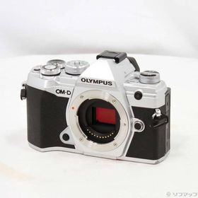 〔中古〕OLYMPUS(オリンパス) OM-D E-M5 Mark III ボディ シルバー〔262-ud〕