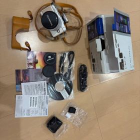 OLYMPUS PEN Lite E-PL7 本体