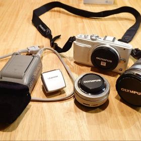 OLYMPUS PEN Lite E-PL6 本体 レンズキット