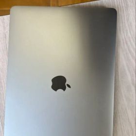 充放電回数30回！MacBookPro 2017 i7/16/512