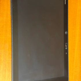 arrows Tab F-04H 本体