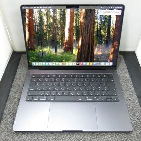 Apple MacBook Pro Liquid Retina XDRディスプレイ 14.2 MW2U3J/A スペースブラック Late 2024【中古】
