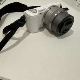 SONY α5100 ホワイト 本体 ミラーレス一眼