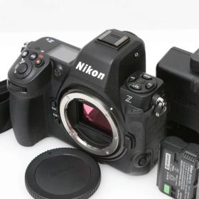 【中古】【美品】ニコン Z 8 ボディ CA01-D732-4C3D Nikon Zマウント フルサイズ 5軸手ブレ補正 EVF 中古