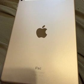 iPad Air 2（Wi-Fi + Cellularモデル）64GB ゴールド