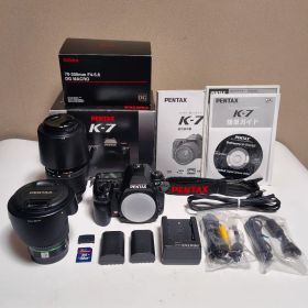 届いてすぐ使える★PENTAX K-7＋レンズ2本＋便利なオプション品多数付属