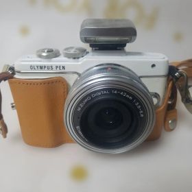 ✨美品✨動作良好 OLYMPUS PEN E-PL7 ミラーレス
