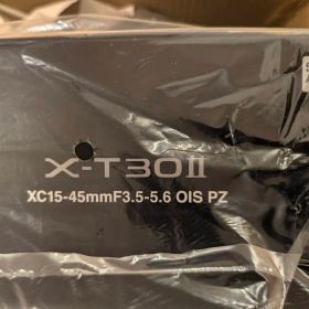 新品未開封品FUJIFILM X-T30 II レンズキット 本体
