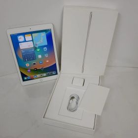 アイパッド・Apple iPad (5th generation) MP2G2J/A・2GB・eMMC32GB iOS 16.7.16 #004133