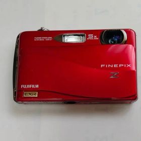 デジタルカメラ FUJIFILM FinePix Z700EXR レッド