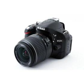 【中古】 ニコン Nikon デジタル一眼レフカメラ D5200 レンズキット ブラック 美品 ストラップ付き 当店保証30日間 人気 一眼レフ デジタル一眼 中古 カメラ