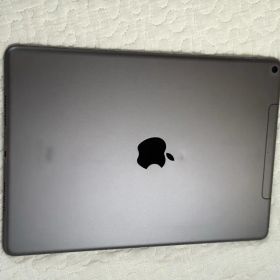 iPad Air 第3世代 256GB セルラー SIMフリー スペースグレイ