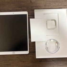 Apple iPad Air (第3世代) 64GB ローズゴールド