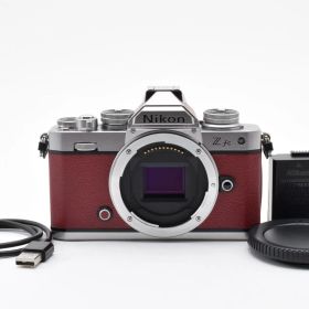 シャッター回数882回！★美品★Nikon Z fc クリムゾンレッド デジカメ 動作確認済み ニコン ミラーレス一眼 #A22001