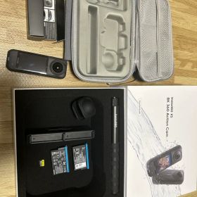 Insta360 X5 Essentials Bundle 128GB付き