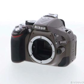 【中古】Nikon(ニコン) D5200 ボディ ブロンズ 【198-ud】
