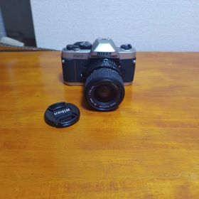 Nikon FM10 フィルムカメラ Zoom-NIKKORレンズ付